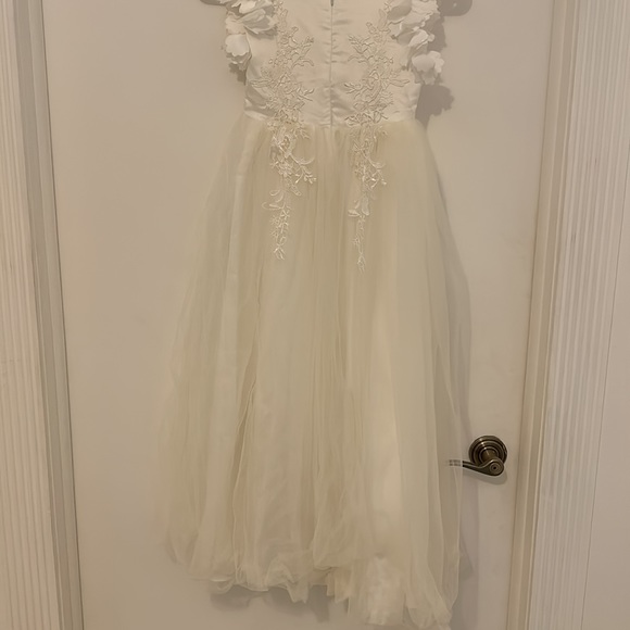 Beautiful formal gown - Picture 5 of 6